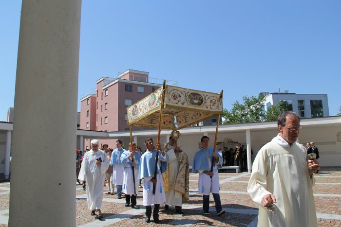 CORPUS DOMINI 200